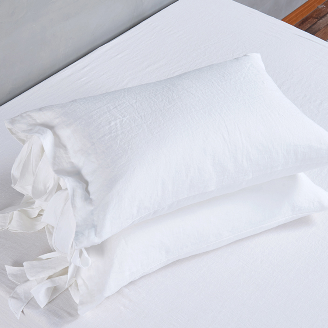 how to whiten pillow cases