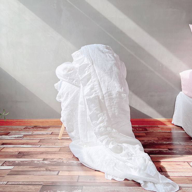 Linen White Ruffle Duvet Cover On Chair - linenshed 