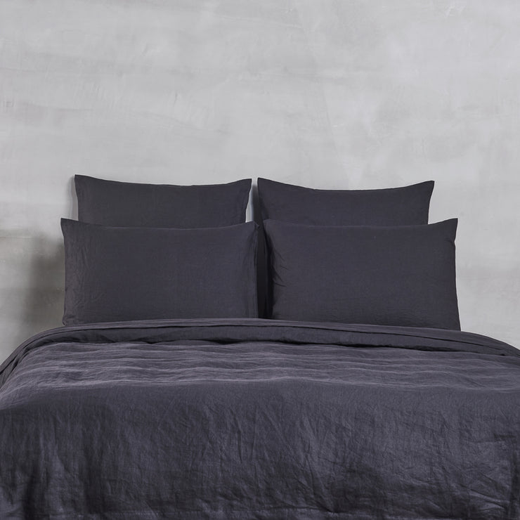 Housewife Linen Pillowcases Black - Linenshed